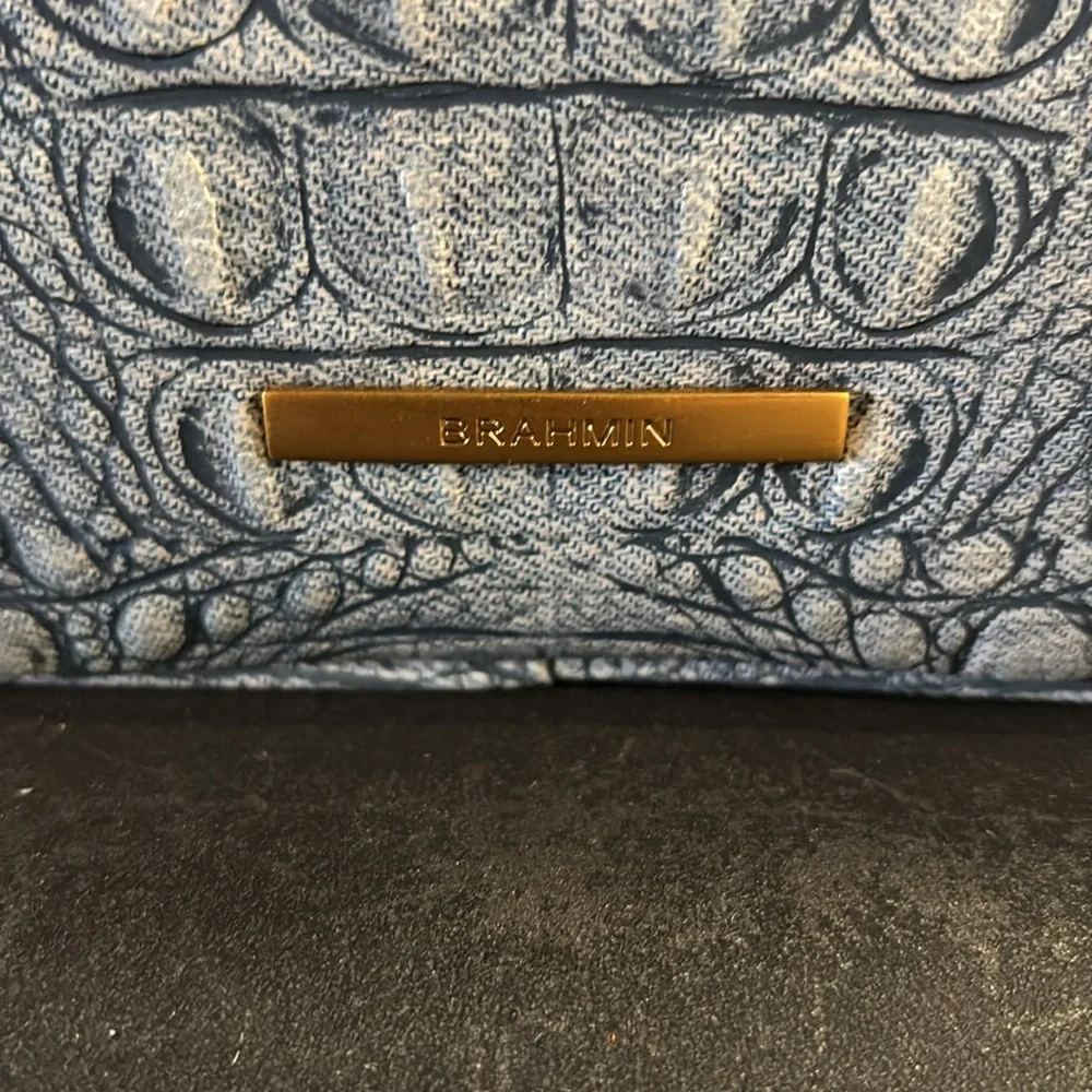 NWT RARE denim Blue Crocodile-Embossed Shea leather bag - Picture 2 of 4